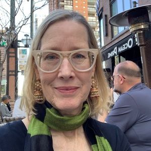 Meet your Posher, Dee ann